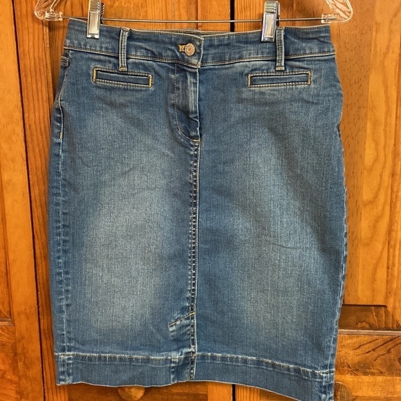 Talbots Jean Pencil Skirt Size 2P - Picture 1 of 12